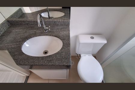 Apartamento à venda com 77m², 3 quartos e 2 vagasBanheiro Social