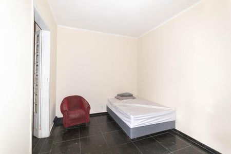 Casa à venda com 115m², 5 quartos e 1 vagaSala