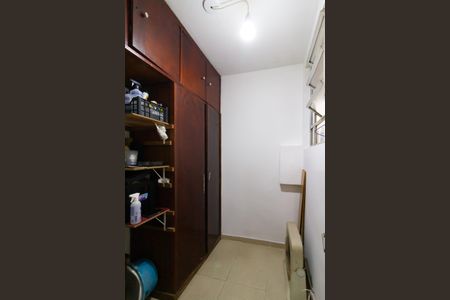 Apartamento à venda com 140m², 3 quartos e 1 vaga Apartamento à venda com 140m², 3 quartos e 1 vagaQuarto de serviço