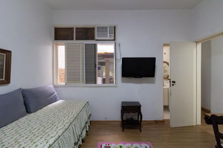 Apartamento à venda com 140m², 3 quartos e 1 vaga Apartamento à venda com 140m², 3 quartos e 1 vagaSuíte