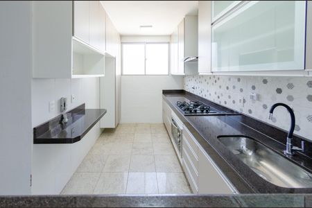 Apartamento à venda com 75m², 3 quartos e 1 vaga Apartamento à venda com 75m², 3 quartos e 1 vagaCozinha
