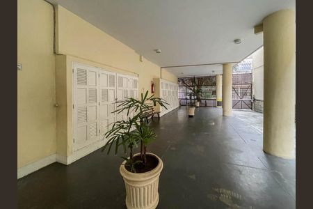 Apartamento à venda com 42m², 1 quarto e sem vagaÁrea comum