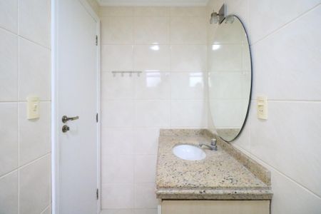 Apartamento à venda com 89m², 3 quartos e 2 vagasBanheiro da Suíte