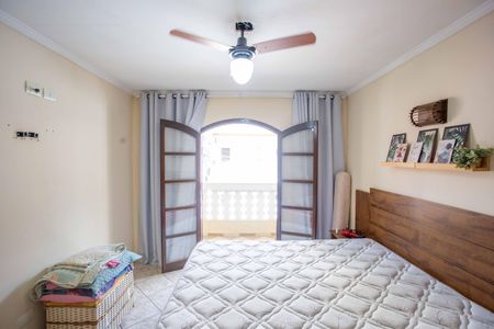 Casa à venda com 198m², 3 quartos e 2 vagasQuarto Suite 1