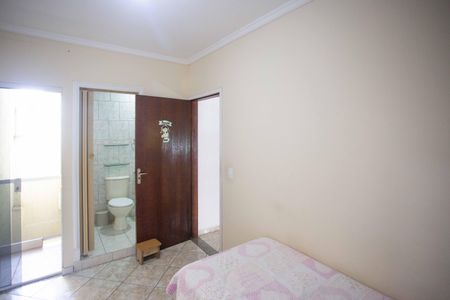 Casa à venda com 198m², 3 quartos e 2 vagasQuarto Suite 2