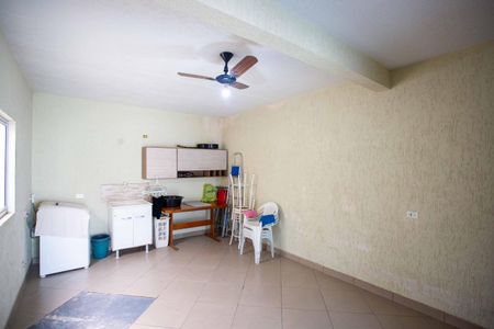 Casa à venda com 198m², 3 quartos e 2 vagasÁrea de Serviço