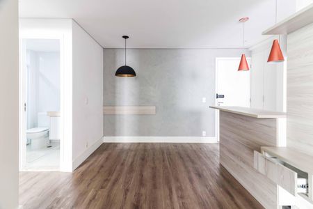 Sala de apartamento à venda com 2 quartos, 58m² em Vila Polopoli, São Paulo