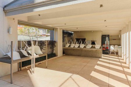 Apartamento à venda com 58m², 2 quartos e 1 vaga Apartamento à venda com 58m², 2 quartos e 1 vagaÁrea comum - Churrasqueira