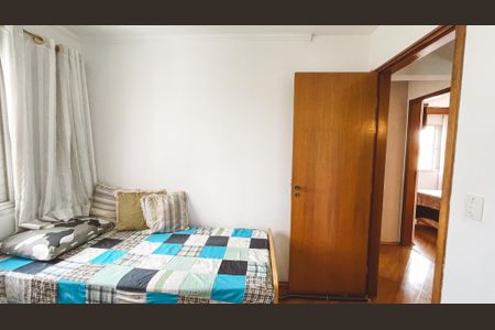 Apartamento à venda com 95m², 4 quartos e 2 vagas Apartamento à venda com 95m², 4 quartos e 2 vagasQuarto 1
