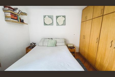 Apartamento à venda com 95m², 4 quartos e 2 vagas Apartamento à venda com 95m², 4 quartos e 2 vagasQuarto 2