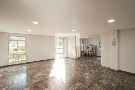 Apartamento à venda com 95m², 4 quartos e 2 vagasÁrea comum - Salão de festas