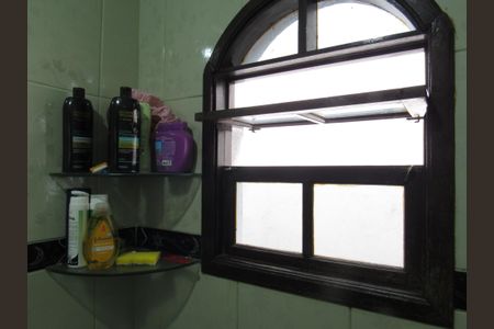 Casa à venda com 220m², 3 quartos e 2 vagasBanheiro Social 2