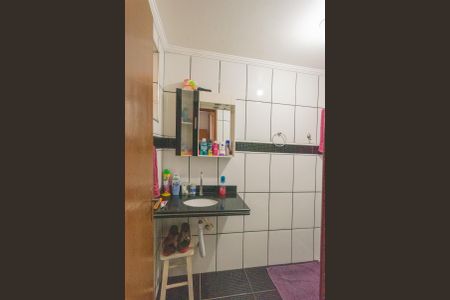 Casa à venda com 130m², 3 quartos e 3 vagas Casa à venda com 130m², 3 quartos e 3 vagasBanheiro da Suíte
