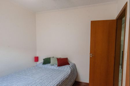 Casa à venda com 130m², 3 quartos e 3 vagas Casa à venda com 130m², 3 quartos e 3 vagasQuarto 2