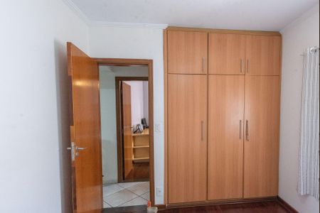 Casa à venda com 130m², 3 quartos e 3 vagas Casa à venda com 130m², 3 quartos e 3 vagasQuarto 2