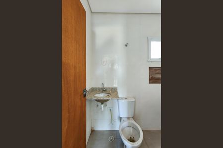 Apartamento à venda com 100m², 2 quartos e 1 vaga Apartamento à venda com 100m², 2 quartos e 1 vagaBanheiro da Suíte