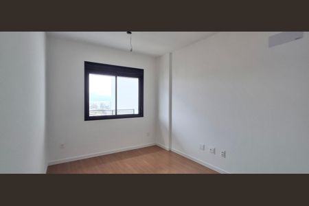 Apartamento para alugar com 1 quarto, 64m² em Barreiros, São José