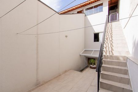 Casa à venda com 115m², 3 quartos e 2 vagasQuintal