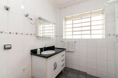 Casa à venda com 400m², 4 quartos e 8 vagas Casa à venda com 400m², 4 quartos e 8 vagasBanheiro