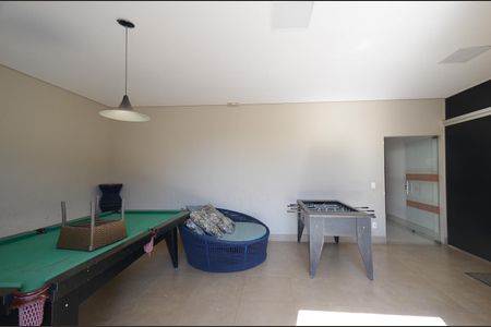 Apartamento à venda com 180m², 4 quartos e 4 vagasÁrea comum - Playground