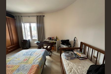 Casa à venda com 360m², 4 quartos e sem vaga Casa à venda com 360m², 4 quartos e sem vagaQuarto 1