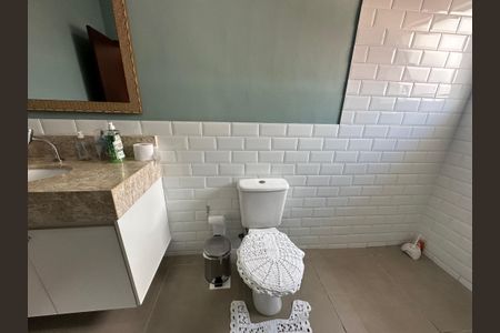 Casa à venda com 360m², 4 quartos e sem vaga Casa à venda com 360m², 4 quartos e sem vagaBanheiro da Suíte