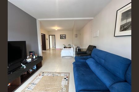 Casa à venda com 360m², 4 quartos e sem vagaSala
