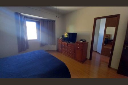 Casa à venda com 298m², 3 quartos e 2 vagas Casa à venda com 298m², 3 quartos e 2 vagasFoto 32