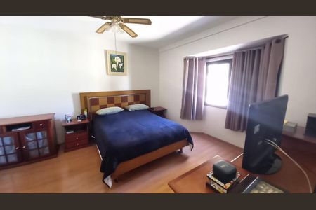 Casa à venda com 298m², 3 quartos e 2 vagas Casa à venda com 298m², 3 quartos e 2 vagasFoto 31