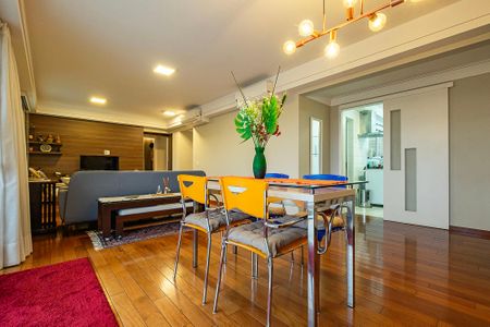 Apartamento à venda com 120m², 3 quartos e 2 vagasSala