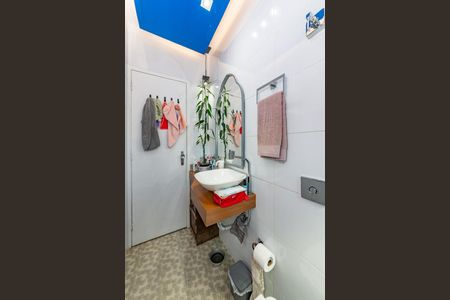 Apartamento à venda com 52m², 2 quartos e 1 vagaBanheiro Social