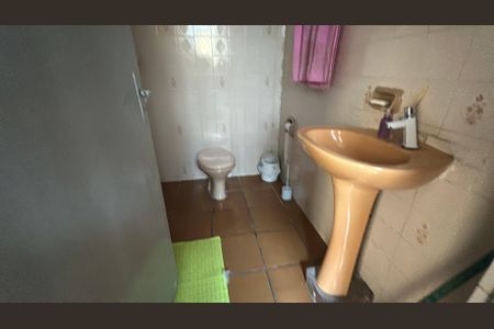 Casa à venda com 278m², 2 quartos e 3 vagas Casa à venda com 278m², 2 quartos e 3 vagasBanheiro 1