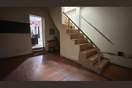 Casa à venda com 278m², 2 quartos e 3 vagas Casa à venda com 278m², 2 quartos e 3 vagasGaragem