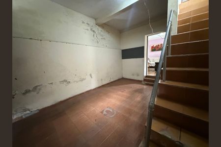Casa à venda com 278m², 2 quartos e 3 vagas Casa à venda com 278m², 2 quartos e 3 vagasGaragem