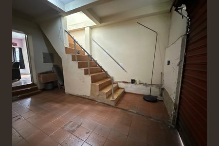 Casa à venda com 278m², 2 quartos e 3 vagas Casa à venda com 278m², 2 quartos e 3 vagasGaragem