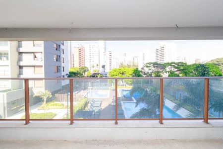 Apartamento à venda com 110m², 3 quartos e 2 vagas Apartamento à venda com 110m², 3 quartos e 2 vagasSala - Varanda