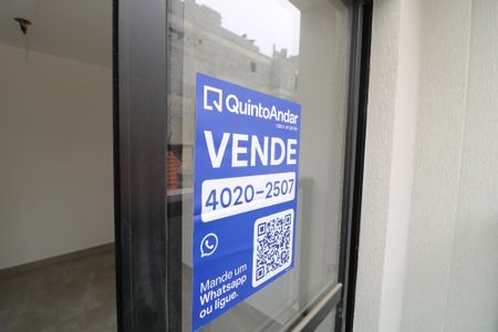 Casa de condomínio à venda com 84m², 2 quartos e 1 vagaPlaca