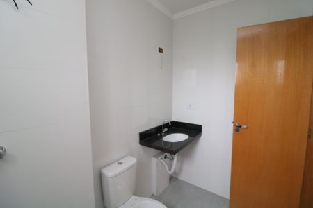 Casa de condomínio à venda com 84m², 2 quartos e 1 vagaBanheiro