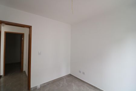 Casa de condomínio à venda com 84m², 2 quartos e 1 vagaQuarto