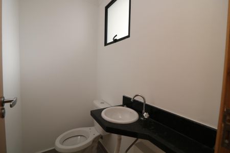 Casa de condomínio à venda com 84m², 2 quartos e 1 vagaLavabo