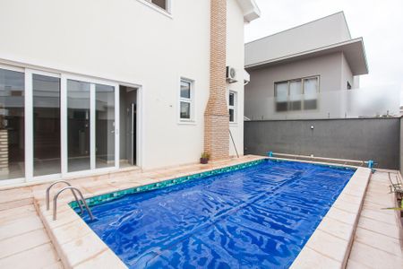 Casa de condomínio para alugar com 316m², 4 quartos e 4 vagas Casa de condomínio para alugar com 316m², 4 quartos e 4 vagasPiscina