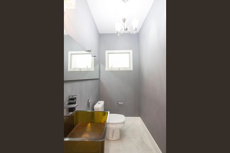 Casa de condomínio para alugar com 316m², 4 quartos e 4 vagas Casa de condomínio para alugar com 316m², 4 quartos e 4 vagasLavabo