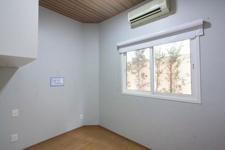 Casa de condomínio para alugar com 316m², 4 quartos e 4 vagas Casa de condomínio para alugar com 316m², 4 quartos e 4 vagasQuarto de Serviço
