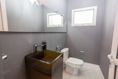 Casa de condomínio para alugar com 316m², 4 quartos e 4 vagas Casa de condomínio para alugar com 316m², 4 quartos e 4 vagasLavabo