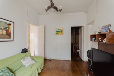 Casa para alugar com 140m², 3 quartos e 5 vagas Casa para alugar com 140m², 3 quartos e 5 vagasSala