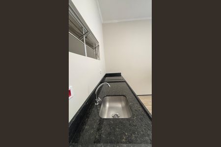 Casa de condomínio à venda com 80m², 2 quartos e 4 vagasCozinha