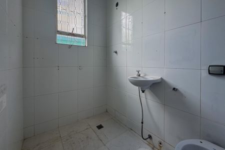 Casa à venda com 235m², 4 quartos e 3 vagas Casa à venda com 235m², 4 quartos e 3 vagasBanheiro 2