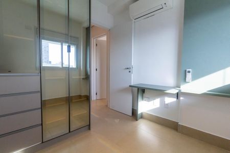 Quarto  de apartamento para alugar com 2 quartos, 66m² em Vila Azevedo, São Paulo