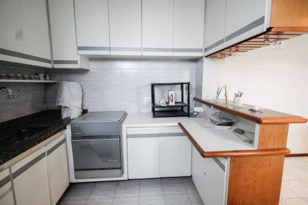 Apartamento à venda com 50m², 2 quartos e 1 vaga Apartamento à venda com 50m², 2 quartos e 1 vagaCozinha
