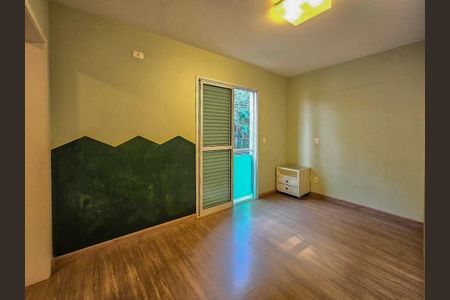 Casa à venda com 330m², 4 quartos e 5 vagas Casa à venda com 330m², 4 quartos e 5 vagasSuíte 3